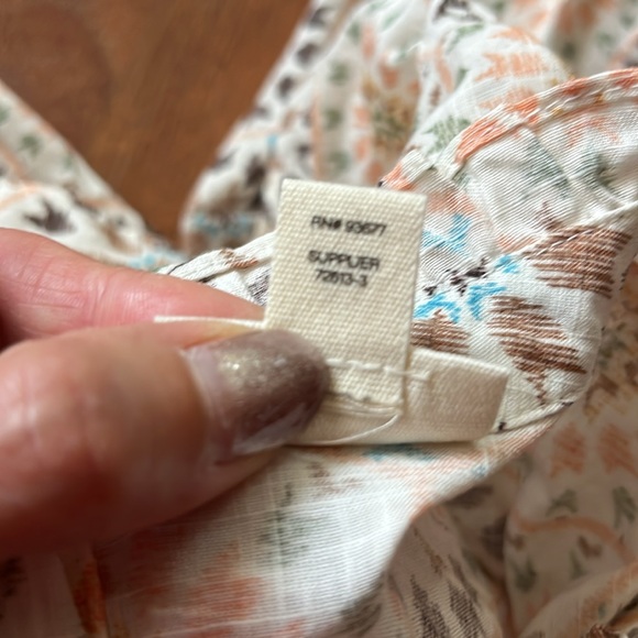 New a.n.a. Lightweight western top. - Picture 12 of 14